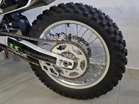 KAWASAKI KLX 450 R, Foto 4