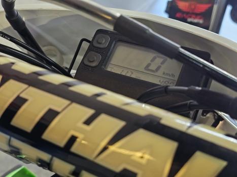 KAWASAKI KLX 450 R, Foto 5