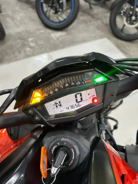 KAWASAKI KZ 1000 TOURING, Foto 2