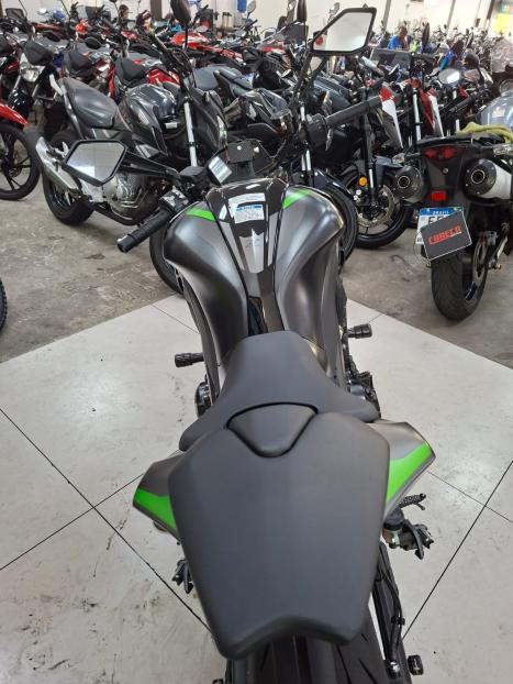 KAWASAKI KZ 1000 TOURING, Foto 6
