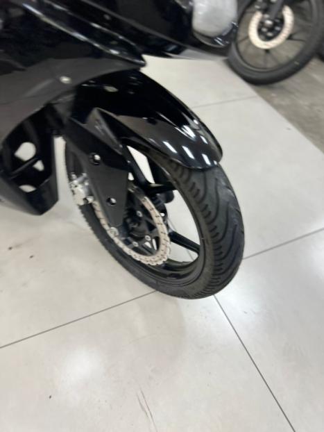 KAWASAKI Ninja 250 R, Foto 6