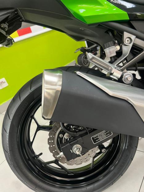 KAWASAKI Ninja 300 ABS, Foto 4