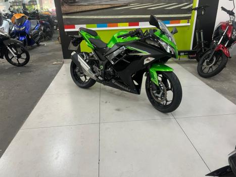 KAWASAKI Ninja 300 ABS, Foto 6