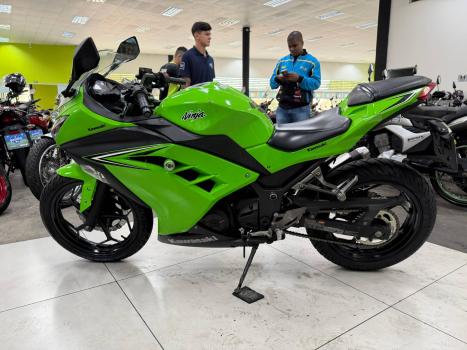 KAWASAKI Ninja 300 ABS, Foto 4