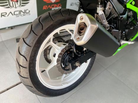 KAWASAKI Ninja 300 ABS, Foto 5