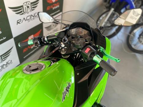 KAWASAKI Ninja 300 ABS, Foto 8
