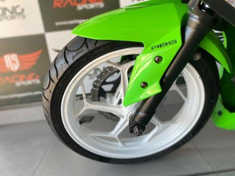 KAWASAKI Ninja 300 ABS, Foto 12