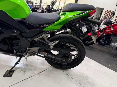 KAWASAKI Ninja 300 ABS, Foto 6