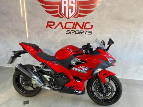 KAWASAKI Ninja 400 , Foto 1