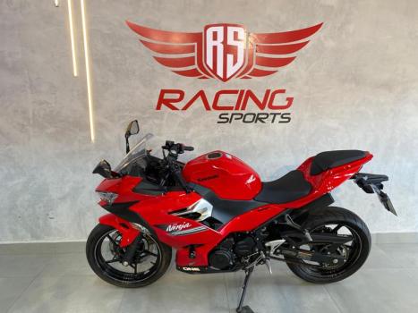 KAWASAKI Ninja 400 , Foto 2