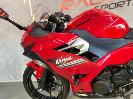 KAWASAKI Ninja 400 , Foto 13