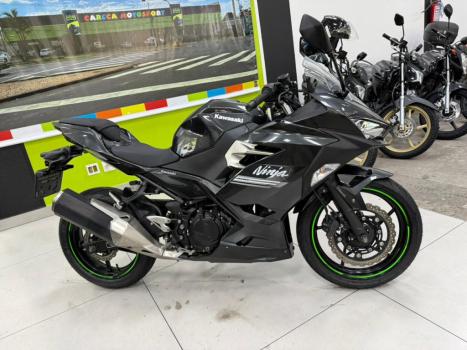 KAWASAKI Ninja 400 , Foto 7