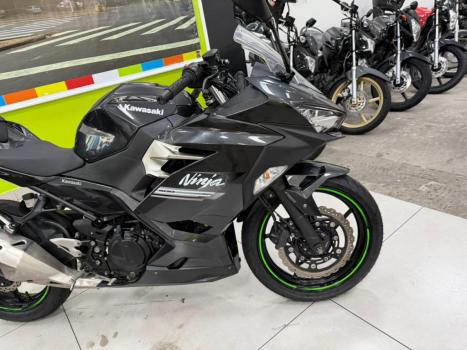 KAWASAKI Ninja 400 , Foto 8