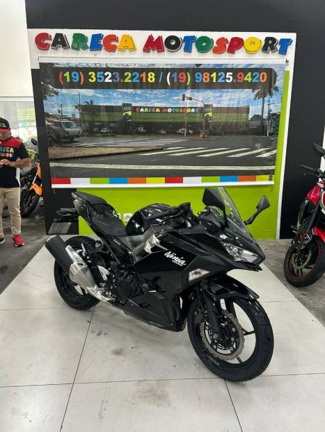 KAWASAKI Ninja 400 , Foto 1