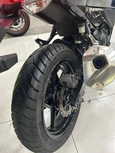 KAWASAKI Ninja 400 , Foto 7
