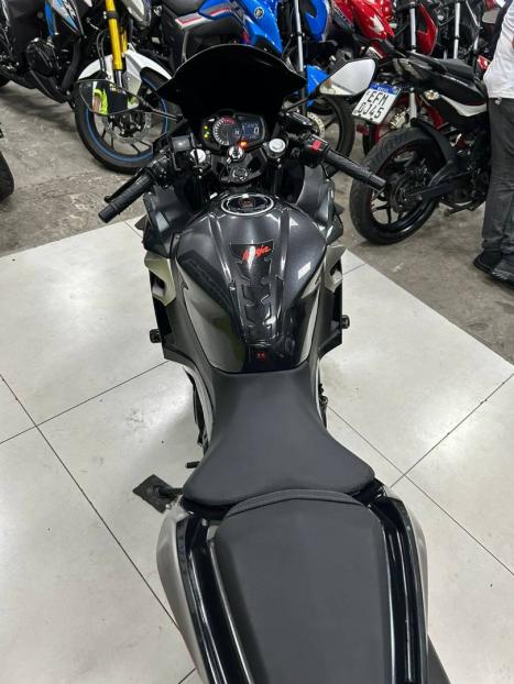 KAWASAKI Ninja 400 , Foto 4