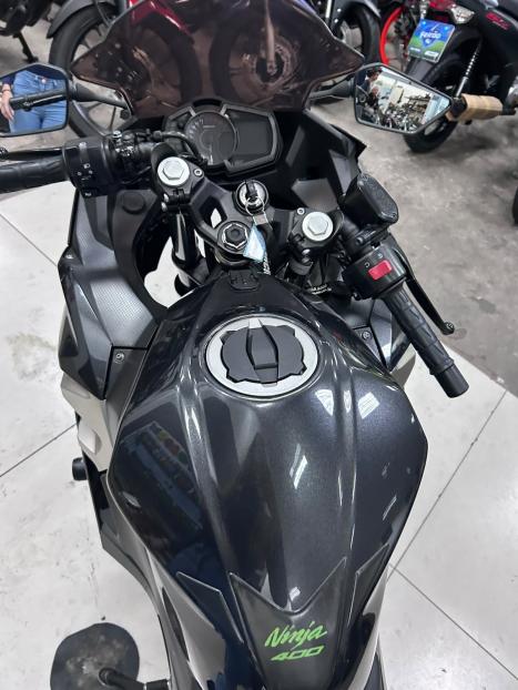 KAWASAKI Ninja 400 , Foto 6