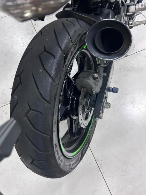 KAWASAKI Ninja 400 , Foto 9