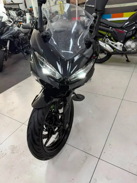 KAWASAKI Ninja 400 KTR EDITION, Foto 10