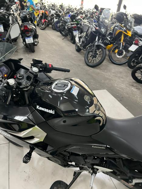 KAWASAKI Ninja 400 KTR EDITION, Foto 3