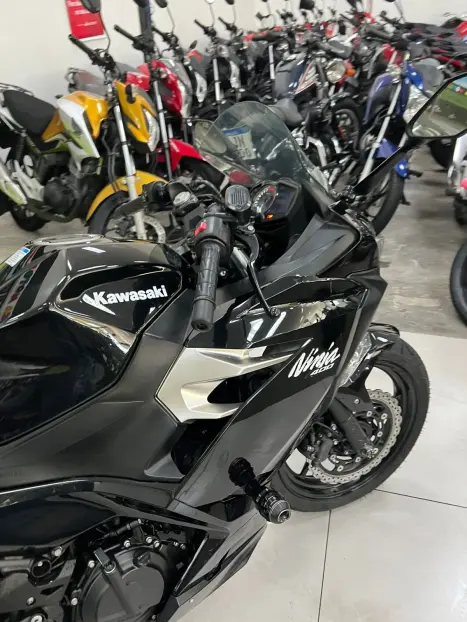 KAWASAKI Ninja 400 KTR EDITION, Foto 9