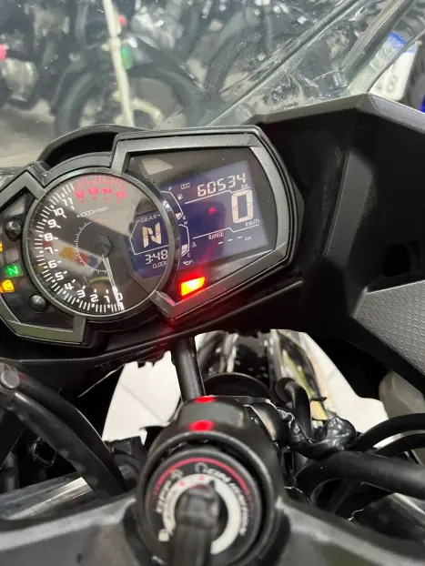 KAWASAKI Ninja 400 KTR EDITION, Foto 11