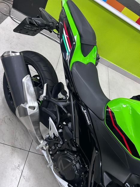 KAWASAKI Ninja 400 KTR EDITION, Foto 3