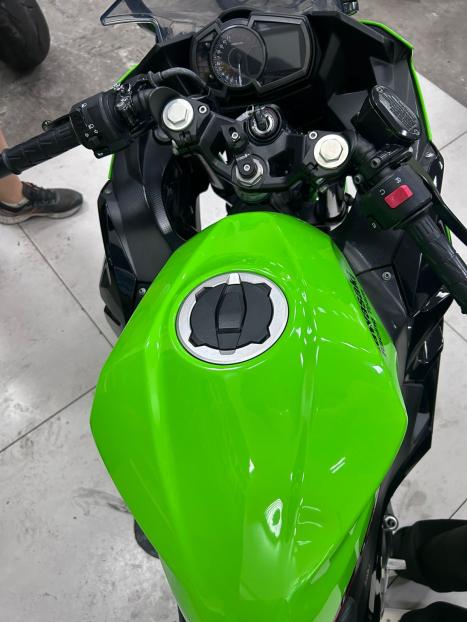 KAWASAKI Ninja 400 KTR EDITION, Foto 4