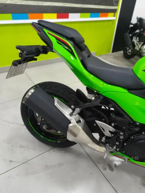 KAWASAKI Ninja 500 , Foto 3