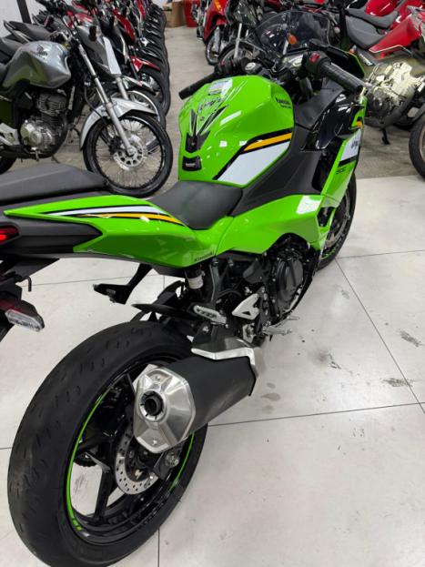 KAWASAKI Ninja 500 , Foto 10