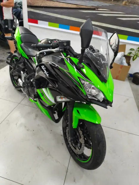 KAWASAKI Ninja 650 , Foto 9