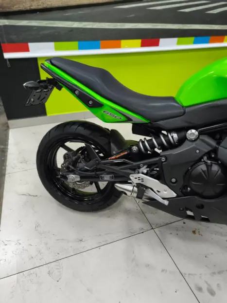 KAWASAKI Ninja 650 R, Foto 4
