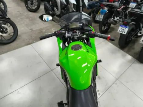 KAWASAKI Ninja 650 R, Foto 9