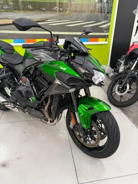 KAWASAKI Ninja H2 SX, Foto 12