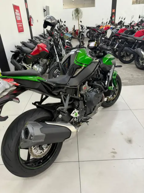 KAWASAKI Ninja H2 SX, Foto 13