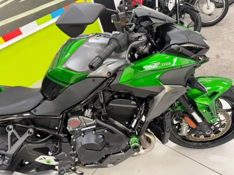 KAWASAKI Ninja H2 SX, Foto 16