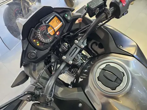 KAWASAKI Versys 300 TOURER, Foto 8