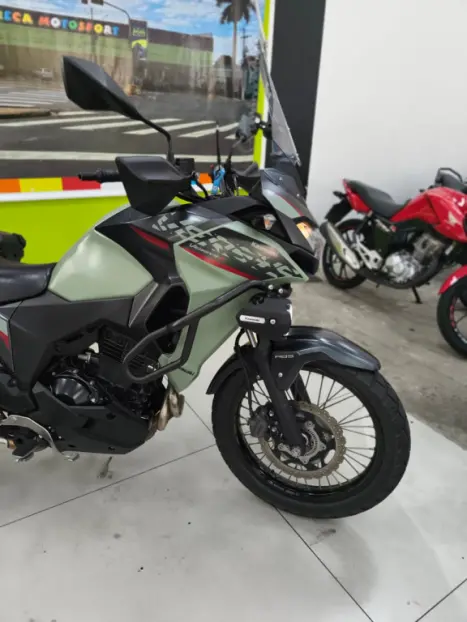 KAWASAKI Versys 300 TOURER, Foto 7