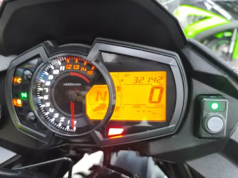 KAWASAKI Versys 300 TOURER, Foto 11