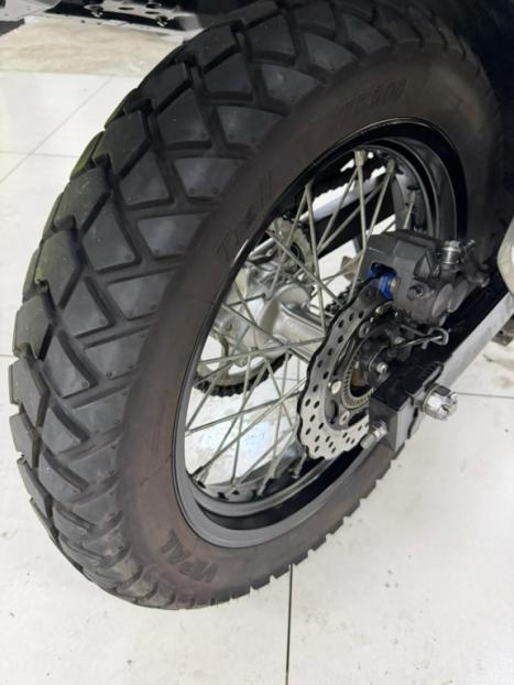 KAWASAKI Versys 300 TOURER, Foto 3