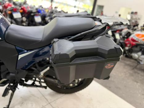 KAWASAKI Versys 300 TOURER, Foto 3