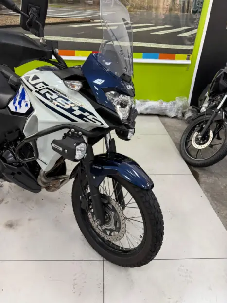 KAWASAKI Versys 300 TOURER, Foto 11