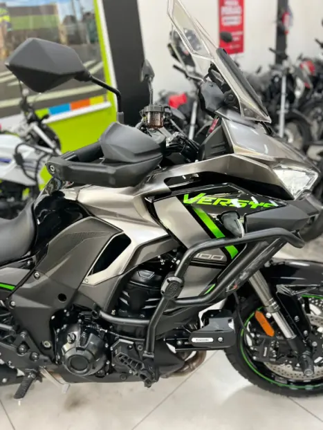 KAWASAKI Versys Grand Tourer 1000 , Foto 4