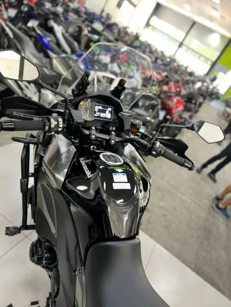 KAWASAKI Versys Grand Tourer 1000 , Foto 11