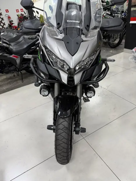KAWASAKI Versys Grand Tourer 1000 , Foto 4
