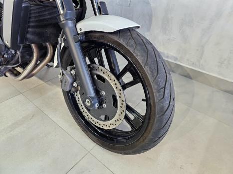 KAWASAKI Vulcan 650 S , Foto 3