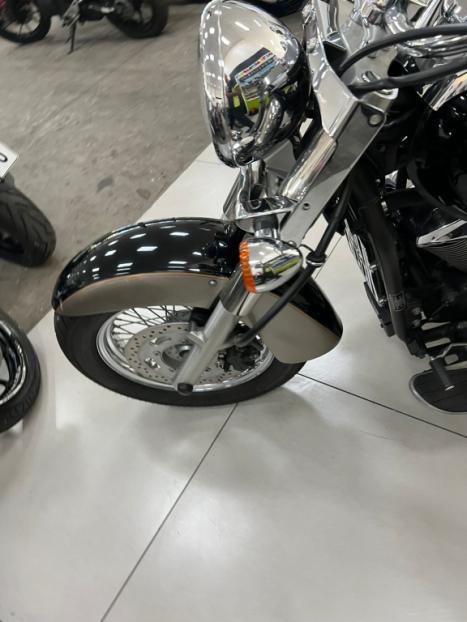 KAWASAKI Vulcan 900 CLASSIC LT, Foto 3