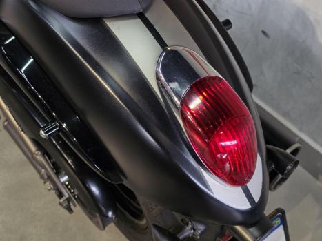 KAWASAKI Vulcan 900 CUSTOM, Foto 3