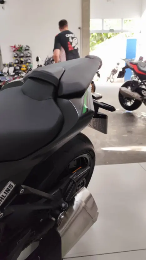 KAWASAKI Z 1000 R, Foto 10 KAWASAKI Z 1000 R, Foto 10