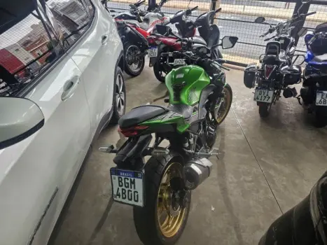 KAWASAKI Z 300 , Foto 3